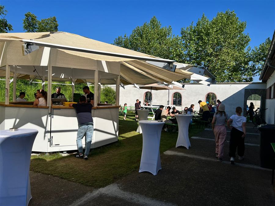 Außenbereich / Terrasse der Gaststätte
